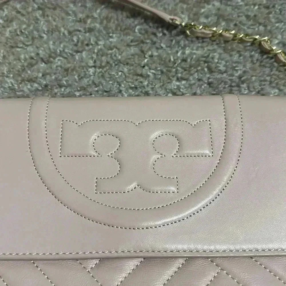 Tory Burch - Picture 3 of 7